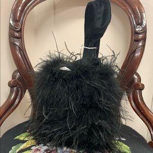 Elegant Black Feathered Clutch✨✨✨